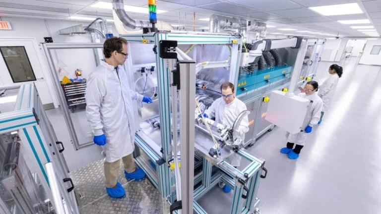 Home 34 Forschungsanwendungen für Batterietechnologie und Zellentwicklung